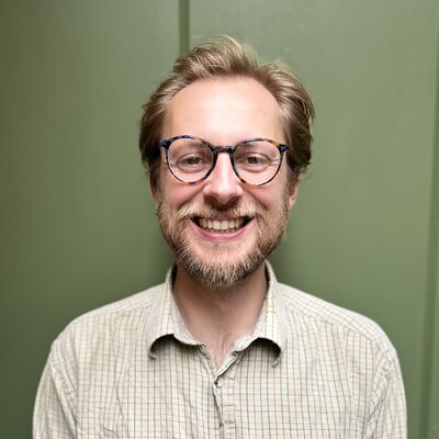 Dr Simeon Goldstraw